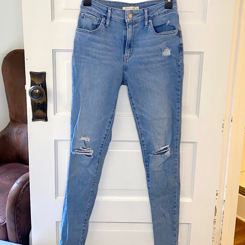 Levi jeans